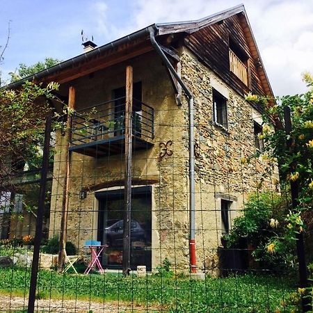 Grand studio au calme à la campagne, tout prés de la ville !!! Venon  Extérieur photo